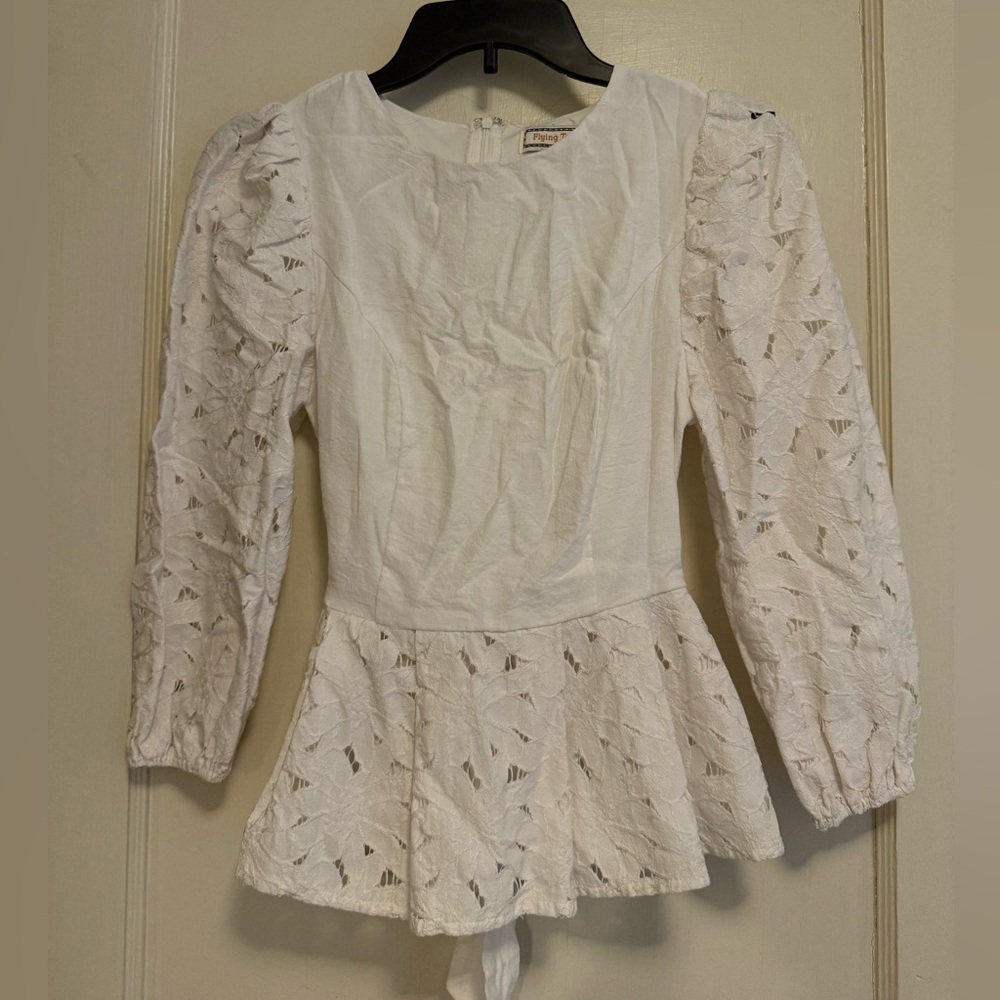 Flying Tomato Ivory Textured Top